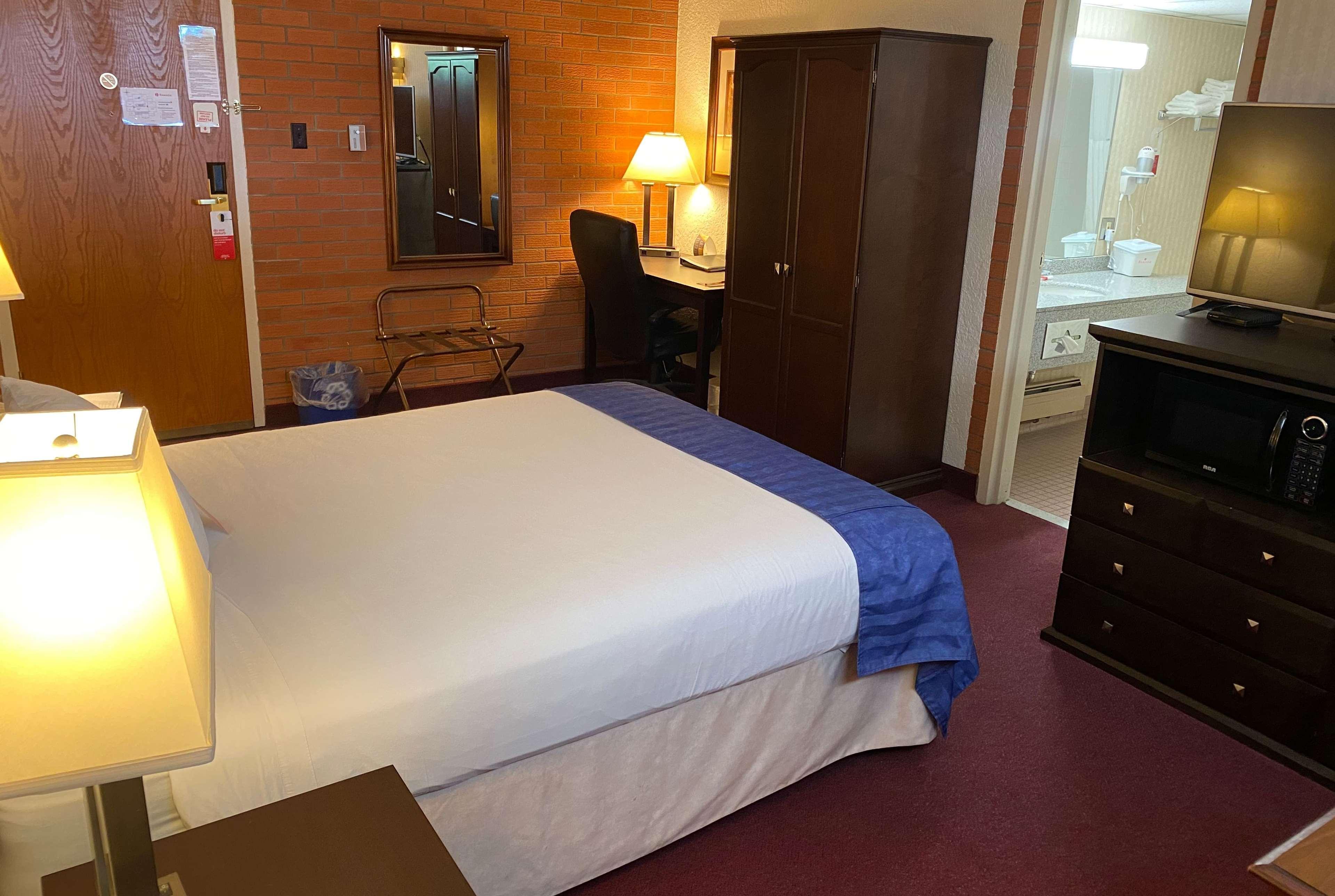 Ramada By Wyndham Hotel