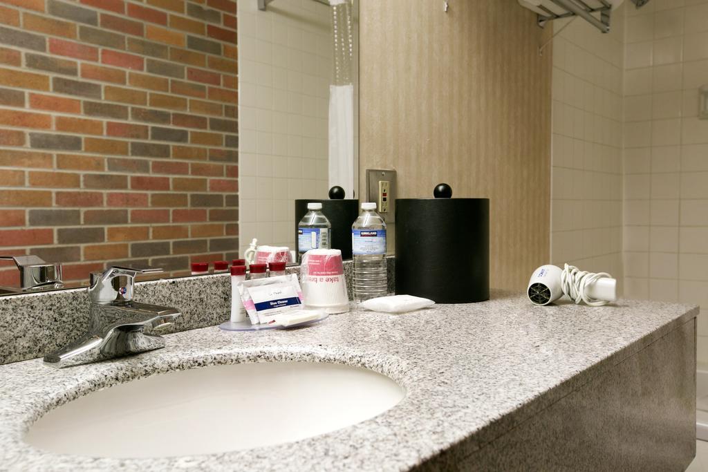 Ramada By Wyndham Hotel 3*
