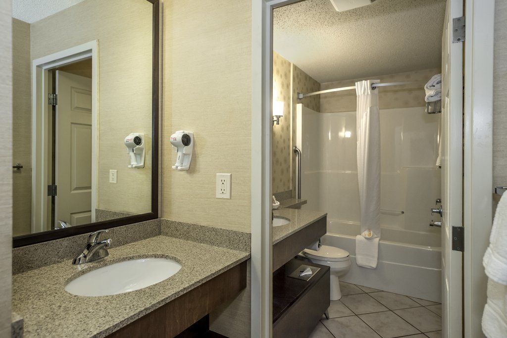 Ramada By Wyndham Hotel